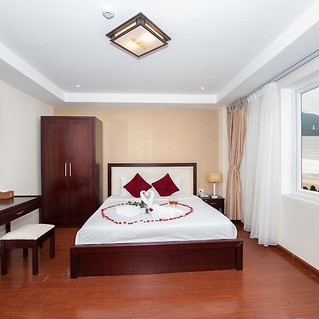 Truong Son Tung 1 - Beautiful Beach Hotel Da Nang Quarto foto